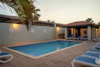 Dorado Eagle Beach Hotel - Strand