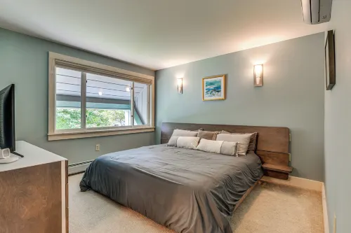 Stowe Ski, Bike & Hike Condo w/ Pools & Clubhouse - 2 Sao