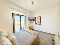 Sea View Oasis, Beach, Pool, Gym - 3-Star