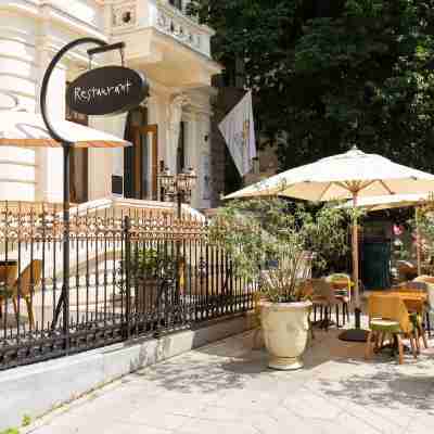 Metropole Apartments Royal Residence Hotel Exterior