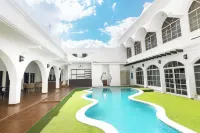 Hotel H4 El Paraíso - piscina