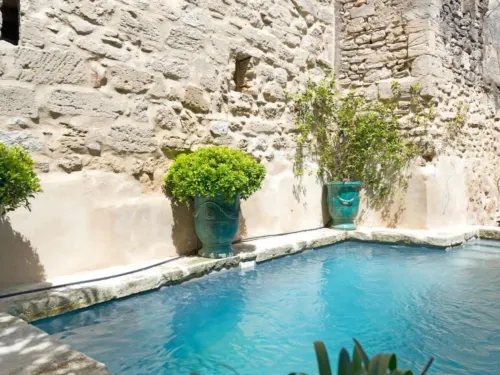 Heated Pool Apartment in Uzes - Boutique