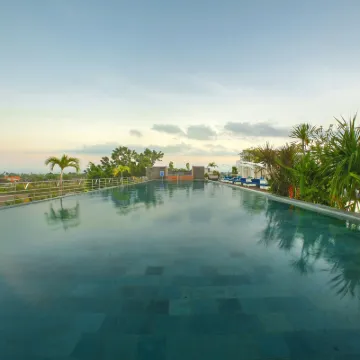 de Vins Sky Hotel Seminyak Hotels near La Lucciola Restaurant