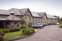 威廉堡普瑞米爾飯店 Fort William Travel Centre附近的飯店