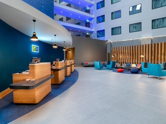 Holiday Inn Express LONDON HEATHROW T4 by IHG