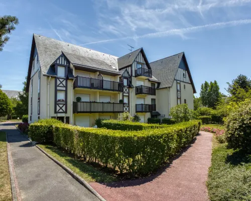 Les Chatelaines Hotels in Tourgéville