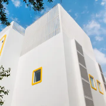 Bloomrooms @ Link Road Отели рядом с достопримечательностью «Стадион «Тхягарай»»