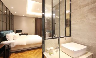 Hotel Smith - Housity