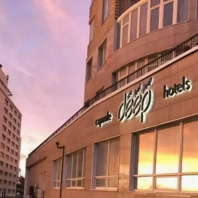 Deep Hotel のホテル