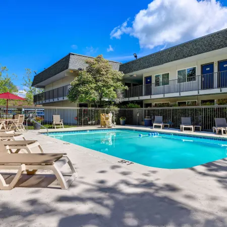 Motel 6 Issaquah, WA - Seattle - East
