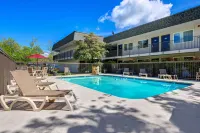 Motel 6 Issaquah, WA - Seattle - East - piscine