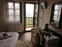 Varosi 4 Seasons Hotels in Naousa