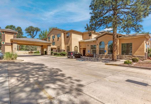 컴포트 인 페이슨 실내 수영장