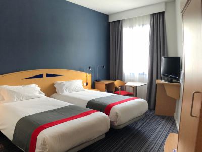 Holiday Inn Express MADRID-SAN SEBASTIAN D/L REYES by IHG