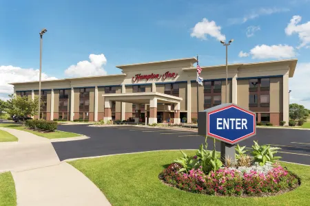 Hampton Inn Jonesville/Elkin Отели в г. Эдвардс