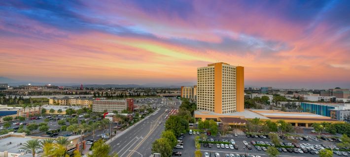 Hotel Fera Anaheim, a DoubleTree by Hilton Hotels in Orange County