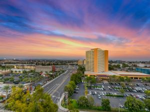 Hotel Fera Anaheim, a DoubleTree by Hilton