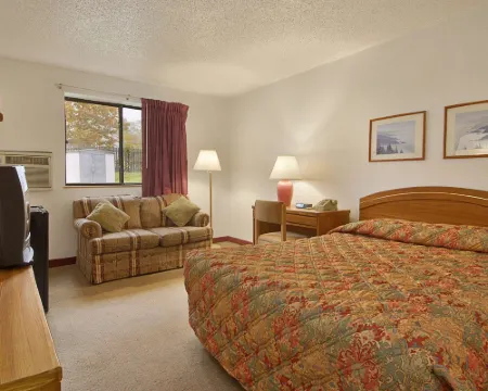 Super 8 by Wyndham New Castle Hotels in Lawrence County