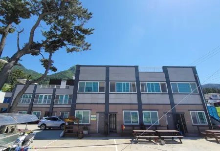 Ulleung Sea Experience School Отели в г. Уллын