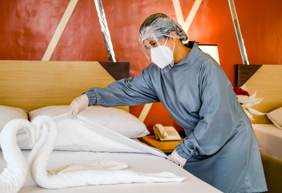 뉴 던 플러스 호텔의 로비 혹은 공용 공간