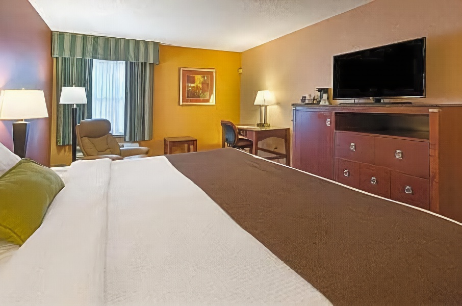 Best Western Plus Inn at Valley View