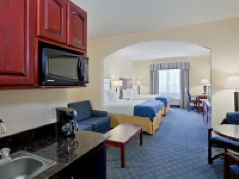 Holiday Inn Express & Suites PAMPA by IHG Hotels in Pampa