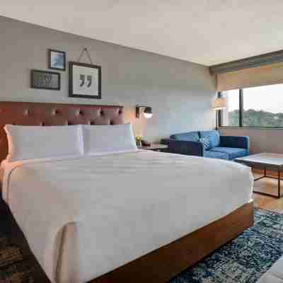 Four Points by Sheraton Boston Newton Rooms