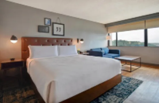 Four Points by Sheraton Boston Newton Отели в г. 