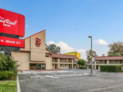 Red Roof Inn Santa Ana Hotels in Santa Ana