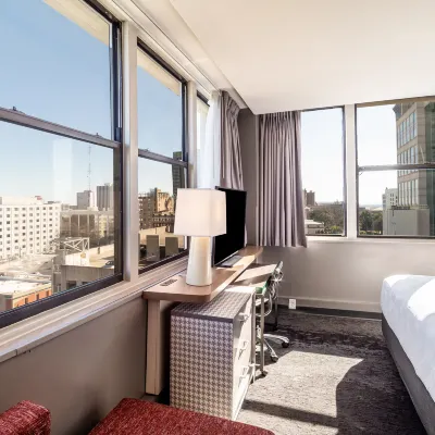 Holiday Inn COLUMBIA - DOWNTOWN by IHG Hotels near Riverbank Zoo