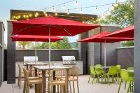 Home2 Suites by Hilton Pensacola I 10 Pine Forest Road - breakfast
