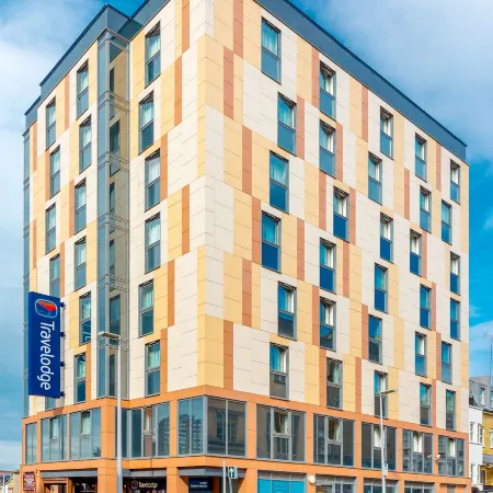 Travelodge London Clapham Junction Отели рядом с достопримечательностью «Баттерси»