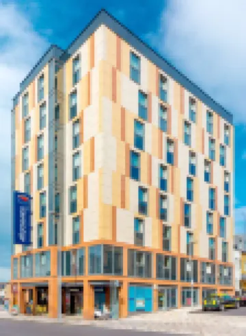Travelodge London Clapham Junction Hotels near باترسي
