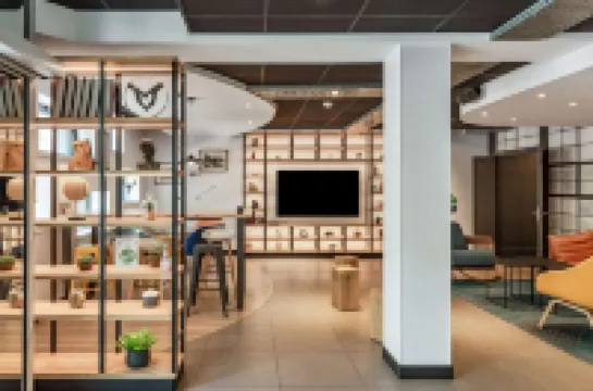 Campanile PRIME - Chartres Centre Gare Cathédrale