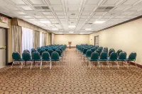 Clarion Inn Columbia Airport - Pet friendly
