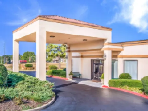 クオリティ イン スワニー I-85 スワニーのホテル