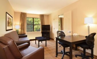 Baymont by Wyndham Auburn Hills South
