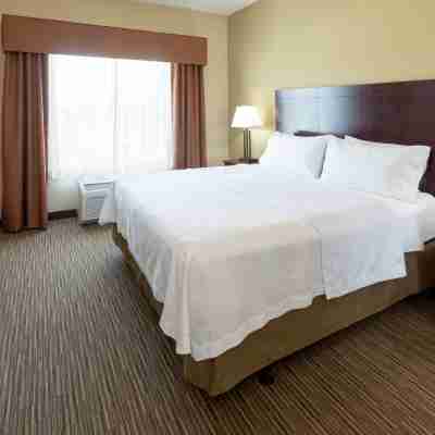 Homewood Suites by Hilton Minneapolis- St. Louis Park at West End Rooms