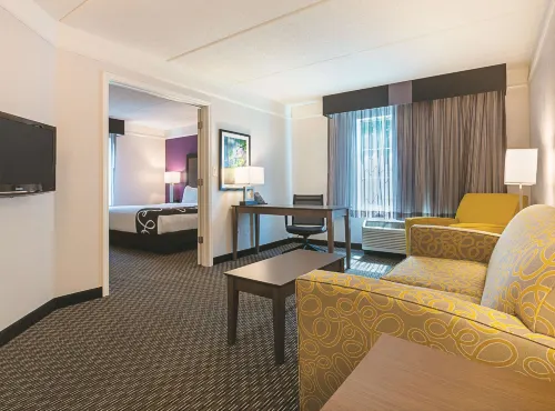 La Quinta Inn & Suites by Wyndham Atlanta Alpharetta