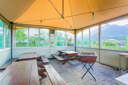 Gongju Gyeryongsandeul Flower Pension