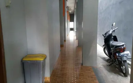 Urbanpoint Hotel Syariah Pringsewu Lampung Отели в г. Pringsewu