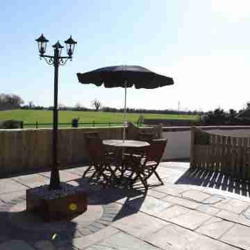 The Bay Horse Accommodation Hotel Exterior