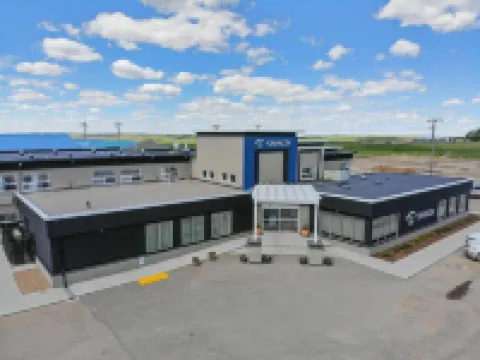 Canalta Hanna Hotels in Hanna