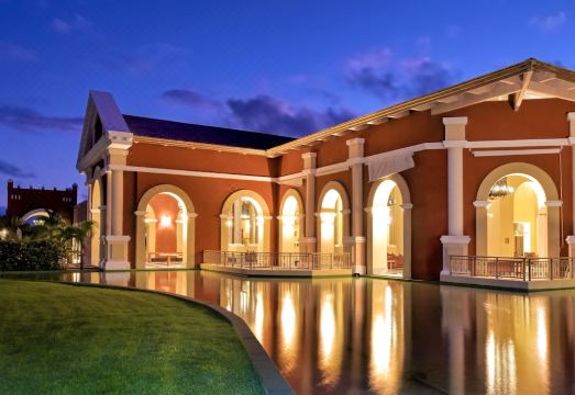 Iberostar Waves Bahia - All Inclusive Hotel Overview