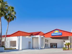 Days Inn by Wyndham Piedras Negras