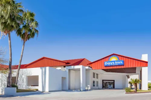 Days Inn by Wyndham Piedras Negras Hotels in Piedras Negras