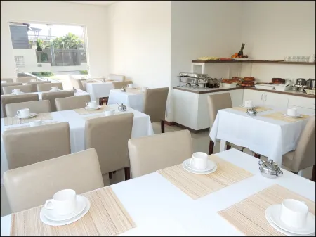 Pousada Molhes da Barra Отели в г. Торрес