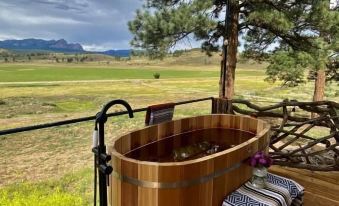 Navajo Peak Lodge - Housity