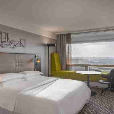 Four Points by Sheraton Munich Arabellapark Rooms
