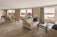 Shangri-La Sydney Hotels in Dawes Point